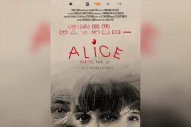 ALICE PAR CI PAR LÀ