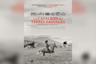 LES CAVALIERS DES TERRES SAUVAGES