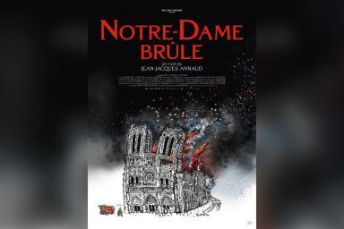 Notre-Dame brûle